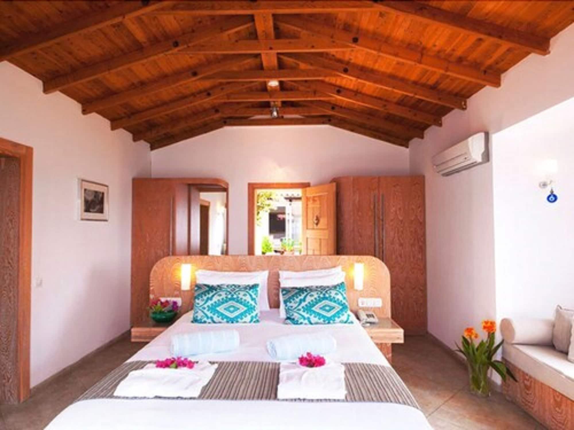 Mekvin Hotels Deniz Feneri Lighthouse Kaş Esterno foto
